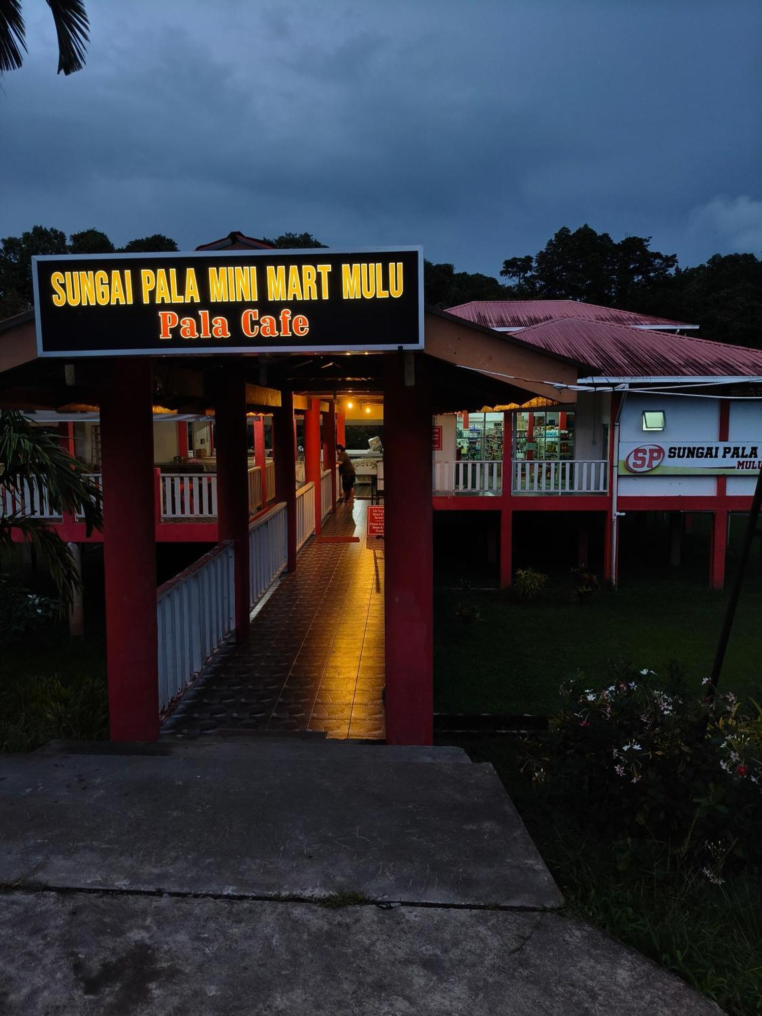 Mulu Village Exterior photo